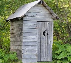 outhouse_17.jpg